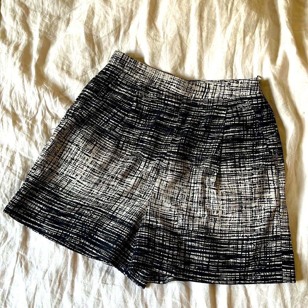 Oak and fort shorts